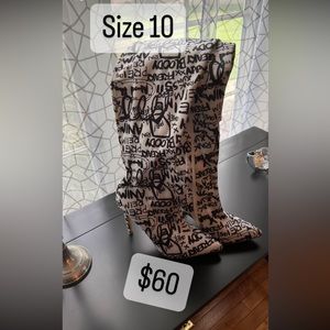 Gisele , White Graffiti boots